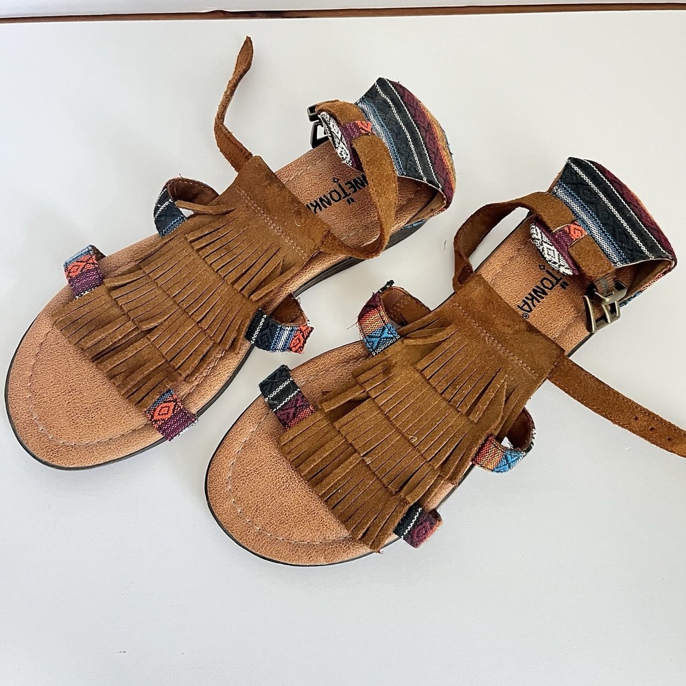 Minnetonka Merriam Suede Fringe Gladiator Sandals sz 7 women's boho colorful new